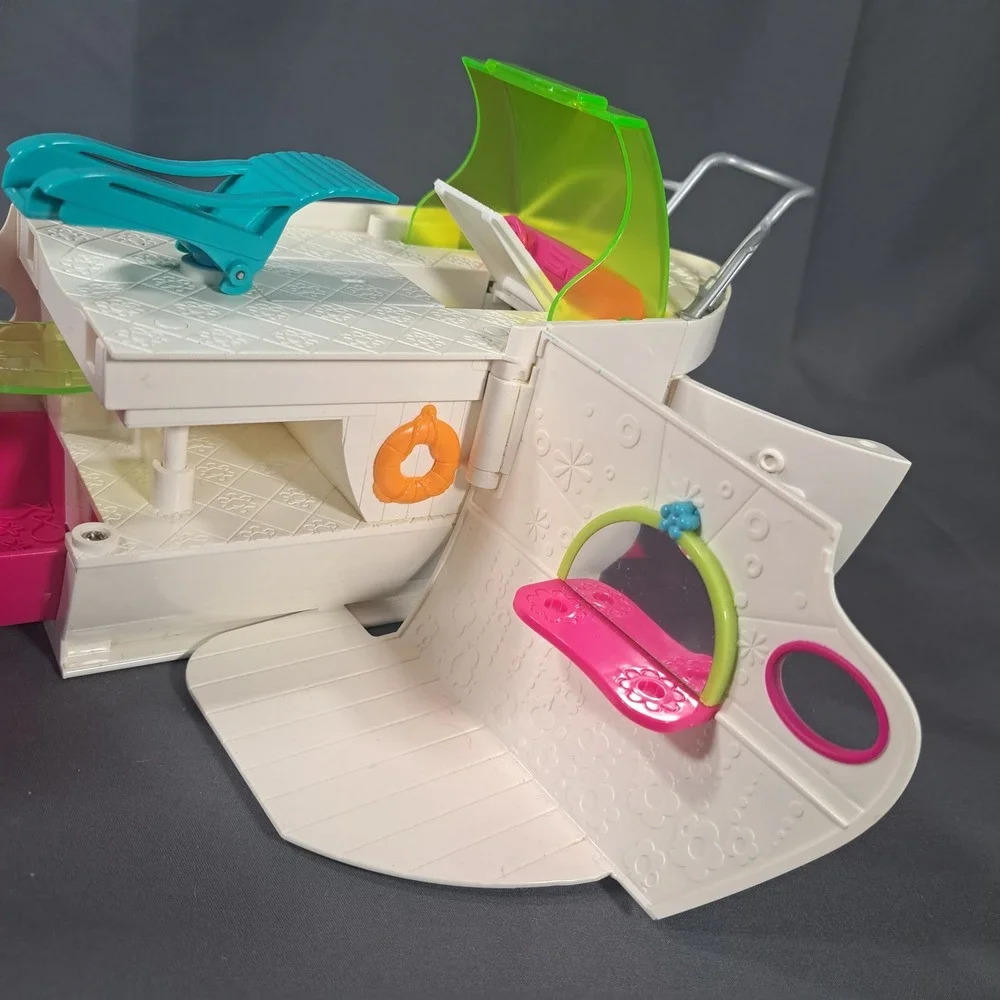 Polly Pocket Ultimate Party Boat Yacht 2008 Playset Only‎ Opens